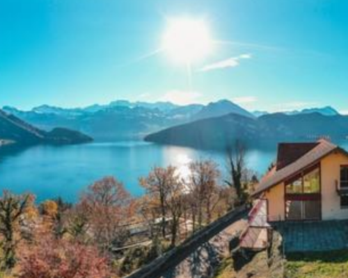 Weggis: 8-Zimmer-Einfamilienhaus mit Sicht auf den Vierwaldstättersee